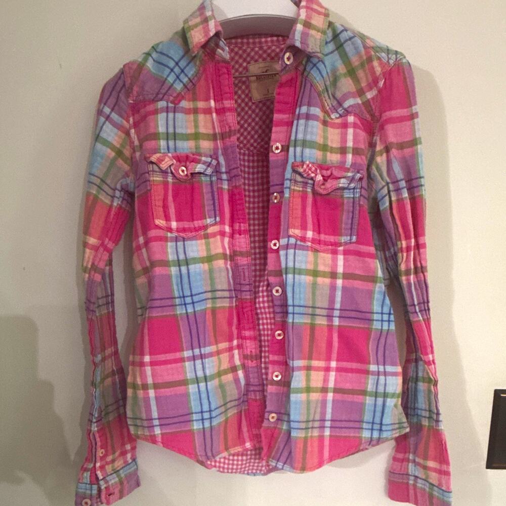 Vintage Hollister Women’s Pink Blue Plaid Collared Button-Up Long Sleeve Shirt S
